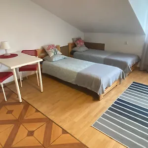 https://kornlex-pokoje-do-wynajecia.warsawhotelspoland.com